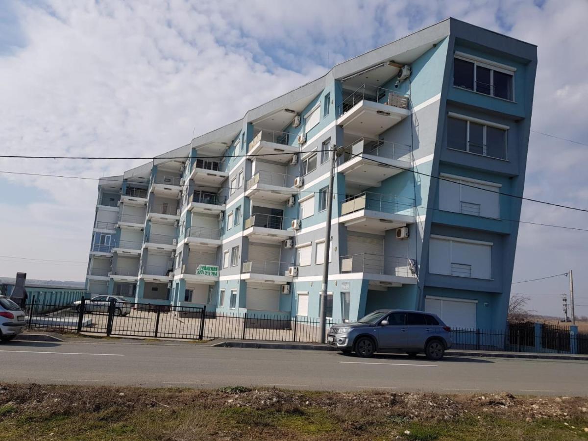 Nasty Apartament คอสติเนช ภายนอก รูปภาพ