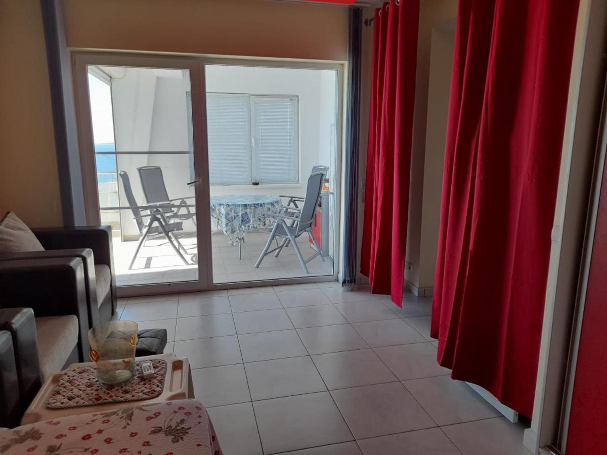 Nasty Apartament คอสติเนช ภายนอก รูปภาพ
