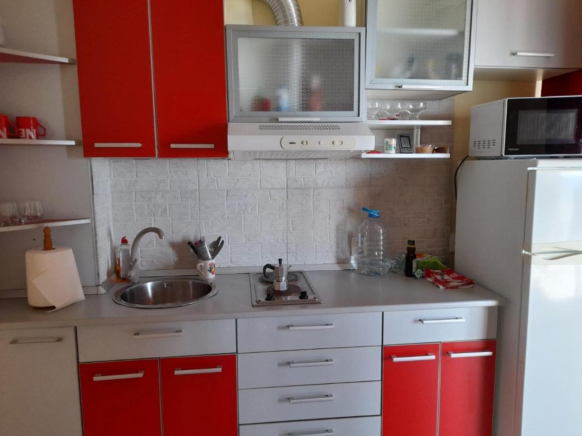 Nasty Apartament คอสติเนช ภายนอก รูปภาพ